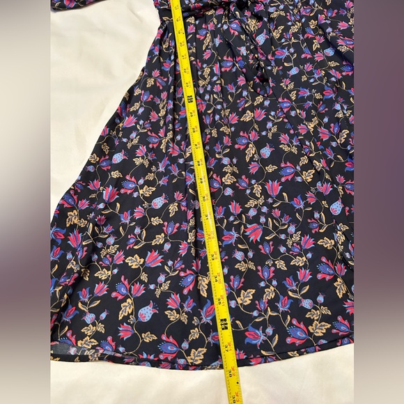 Banana Republic Factory Floral Dress Size Medium NWT - Picture 6 of 7